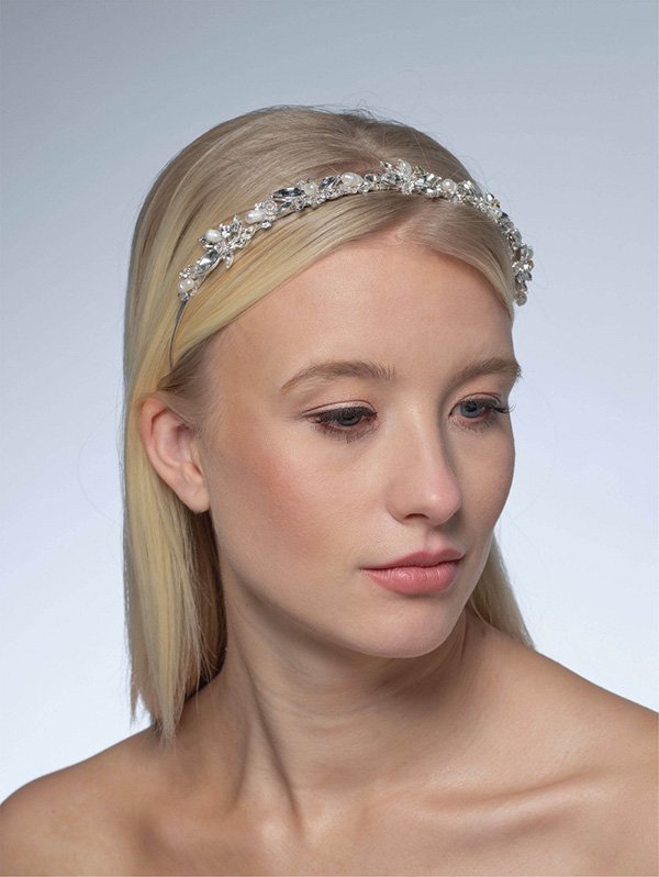 Brautschmuck passend zum Brautkleid für die Hochzeit auf dem Standesamt oder der freien Trauung. #HOCHZEITSSTRASSE bei Köln