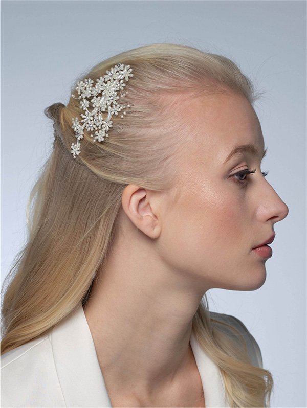 Haarschmuck mit Perlen und Glitzer für die Braut zur Hochzeit findest Du in der #HOCHZEITSSTRASSE zwischen Köln, Dortmund und Düsseldorf gelegen.